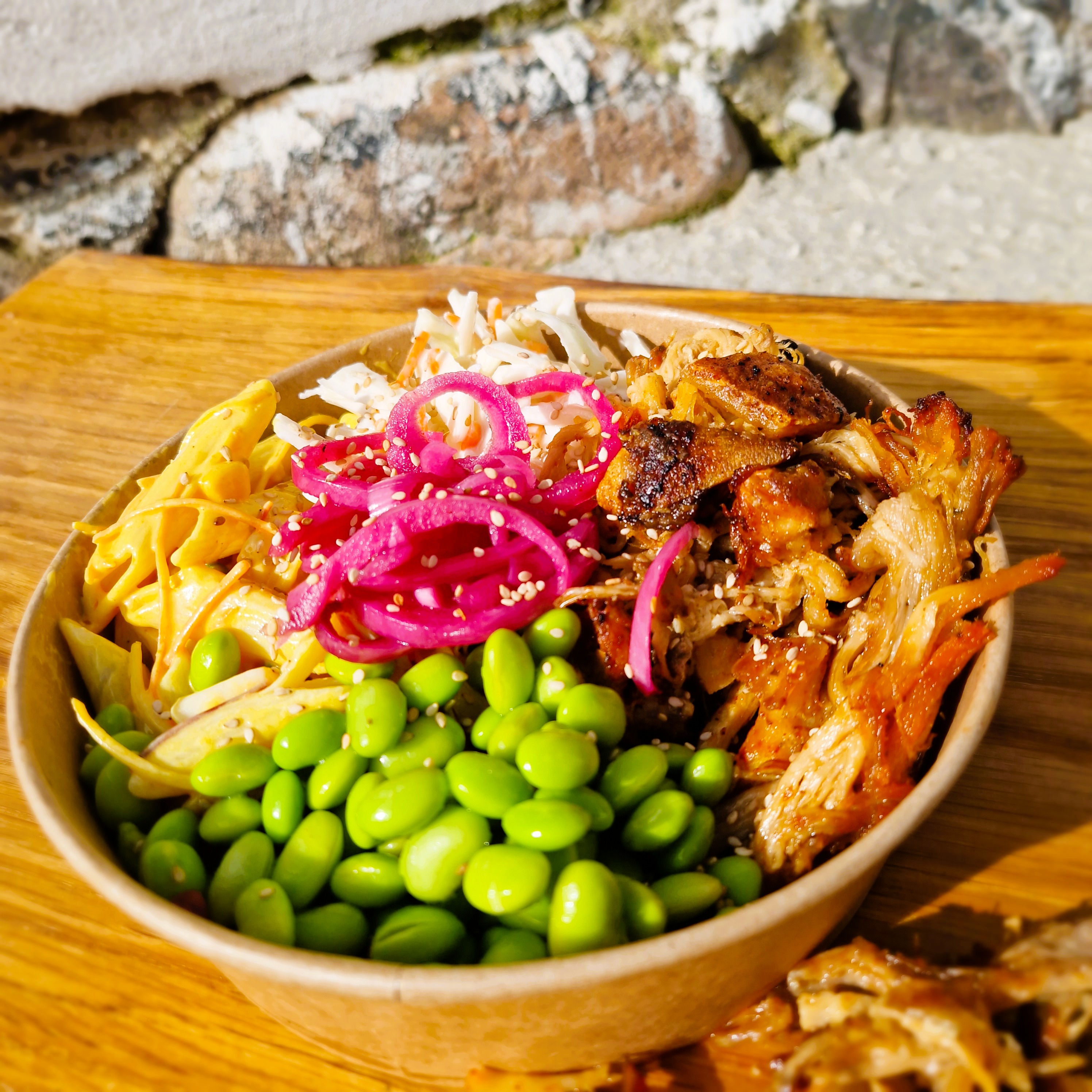 Poke Bowls Streetfood leveret