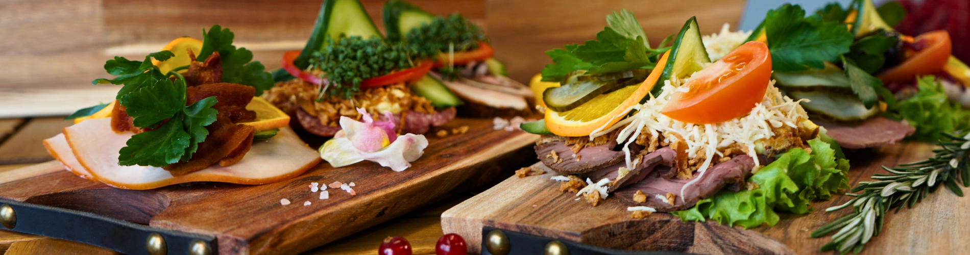 SMØRREBRØD DER MÆTTER ØJNE & MAVE