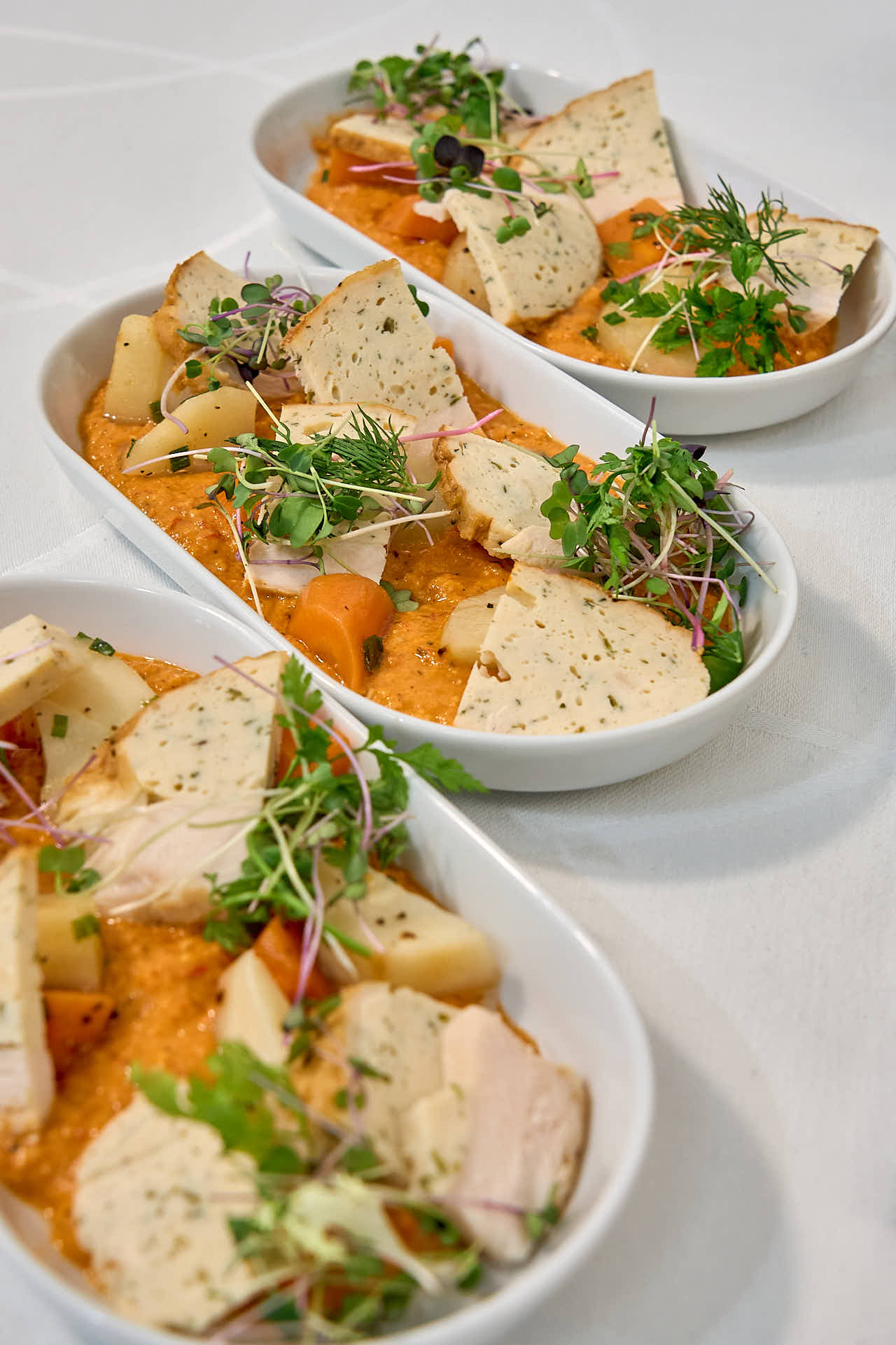 Saftig farseret unghane