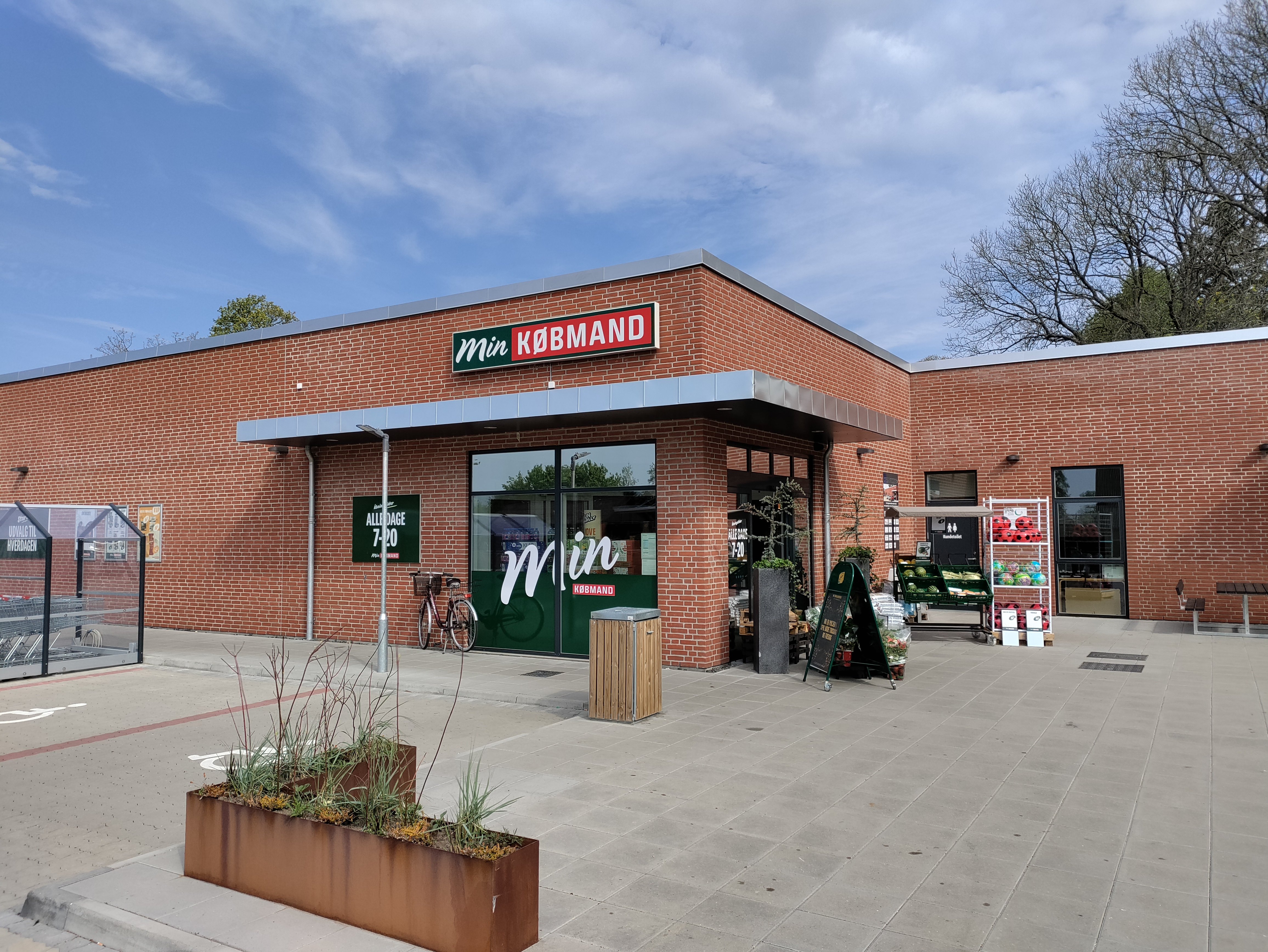 Velkommen til Min Købmand Hjerm