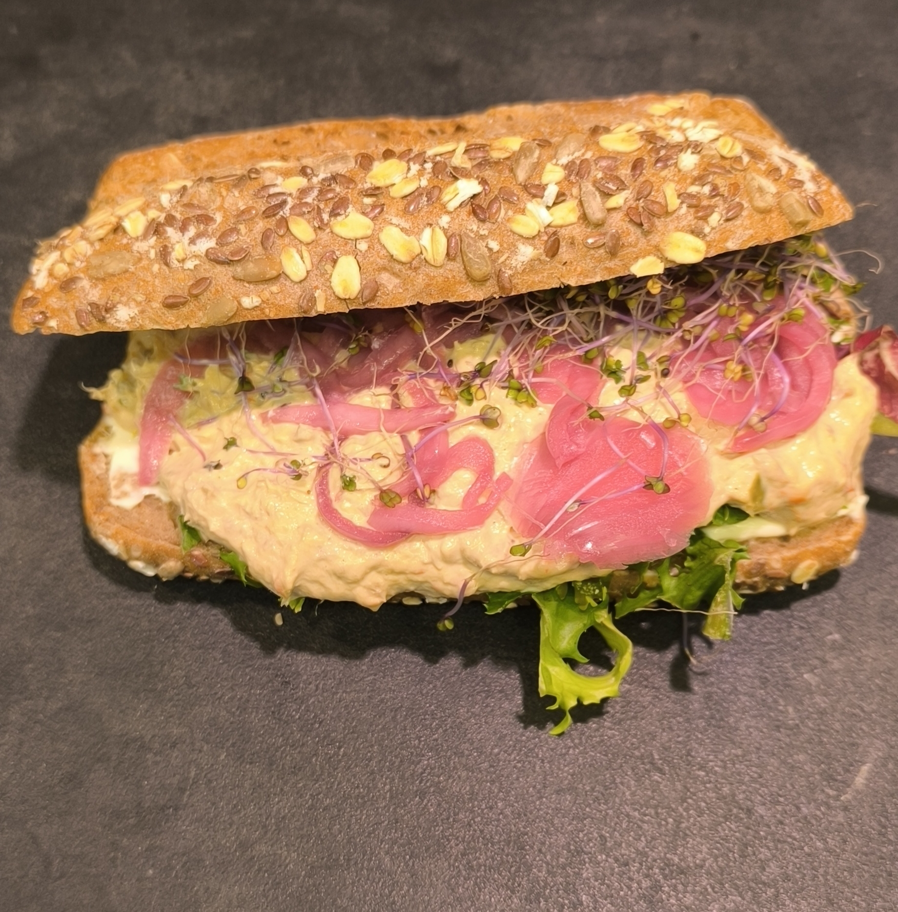 Sandwich Med Spicy Tunsalat