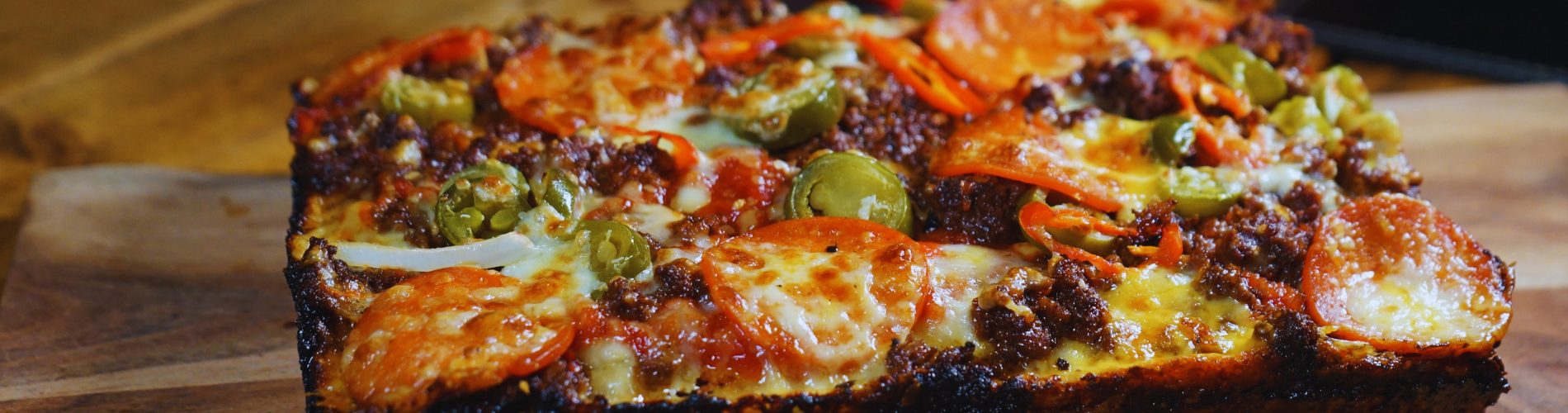 FIRE KANTER. TRE SLAGS OST. TO GANGE SOVS. ÉN EPISK PIZZAAA - GO!