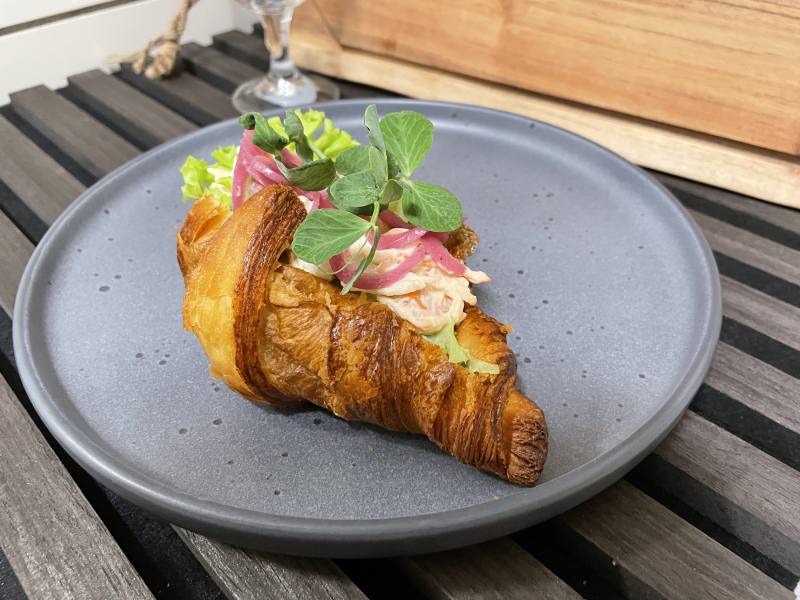 Croissant med Krabbesalat