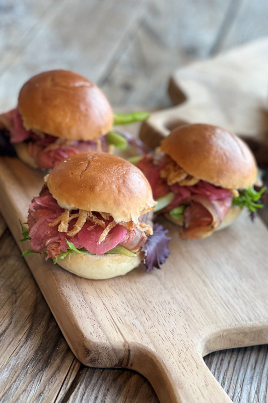 Slider med "bøf bearnaise"