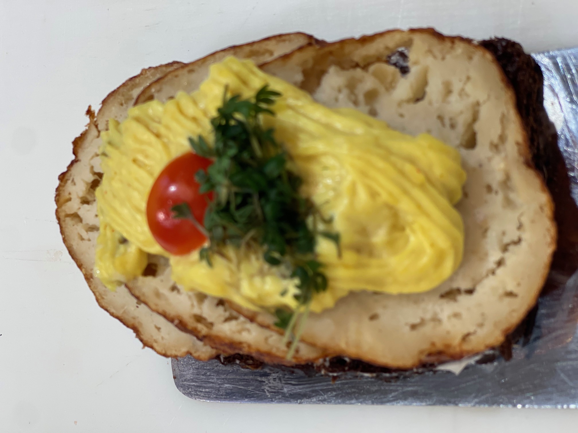 HJEMMELAVEDE FISKEFRIKADELLE M/REMULADE